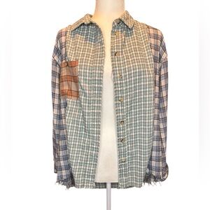 Woman’s Paper Moon Multicolor raw hem Plaid Shirt